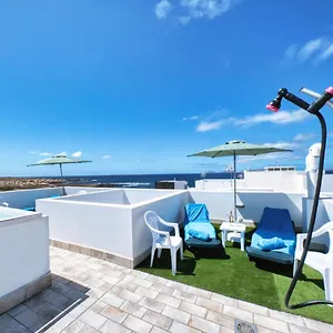 Karma 2 25m Del Mar Famara